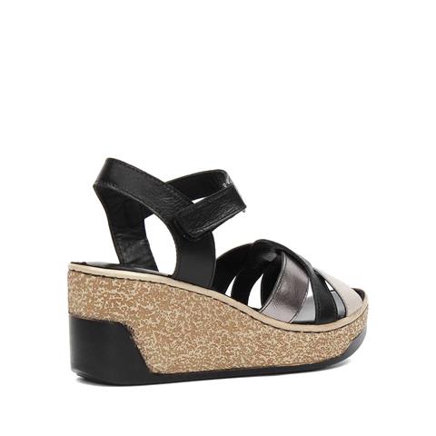 Kadın Vizon Siyah Dolgu Topuklu Deri Sandalet