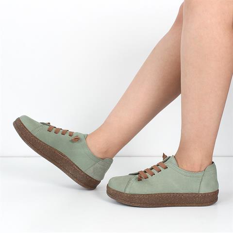 Kadın Yeşil Bağcıklı Kalın Tabanlı Nubuk Deri Ayakkabı