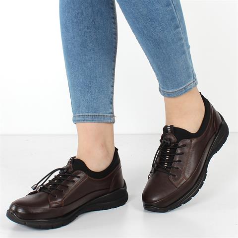 Kadın Kahverengi Bağcıklı Deri Ayakkabı