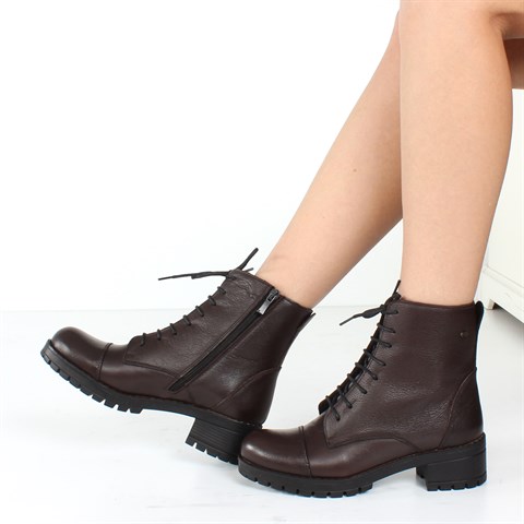 Kadın Kahverengi Fermuarlı Kalın Tabanlı Deri Bot