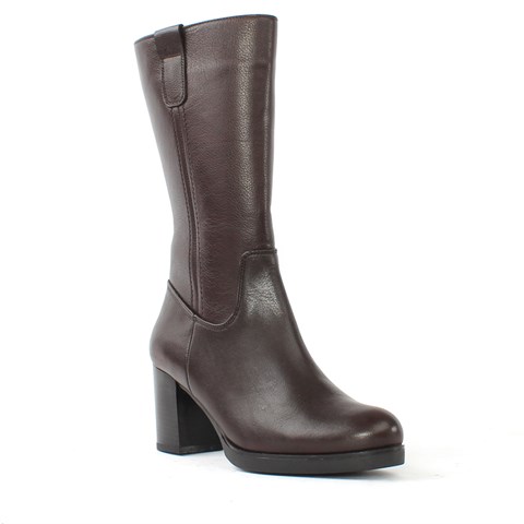 Kadın Kahverengi Fermuarlı Topuklu Deri Çizme