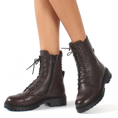 Kadın Kahverengi Fermuarlı Deri Postal Bot