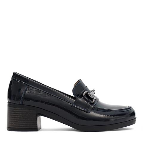 Kadın Lacivert Tokalı Rugan Deri Klasik Ayakkabı