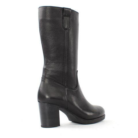 Kadın Siyah Fermuarlı Topuklu Deri Çizme