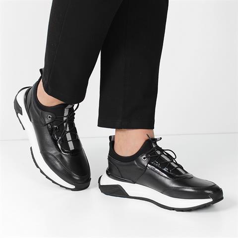 Erkek Siyah Bağcıklı Kalın Tabanlı Deri Sneaker
