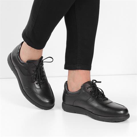 Erkek Siyah Bağcıklı Deri Günlük Ayakkabı