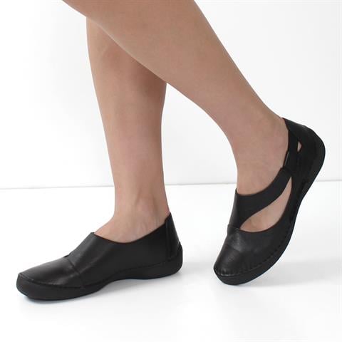 Kadın Siyah Bilekten Lastikli Deri Ayakkabı