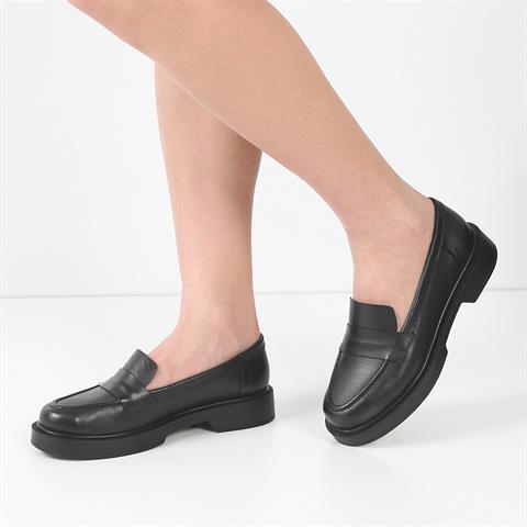 Kadın Siyah Deri Loafer