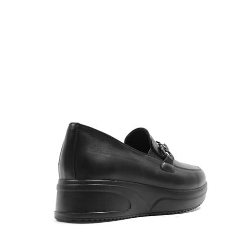 Kadın Siyah Tokalı Dolgu Topuklu Deri Loafer