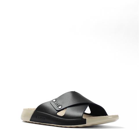 Kadın Siyah Zımba Detaylı Deri Terlik