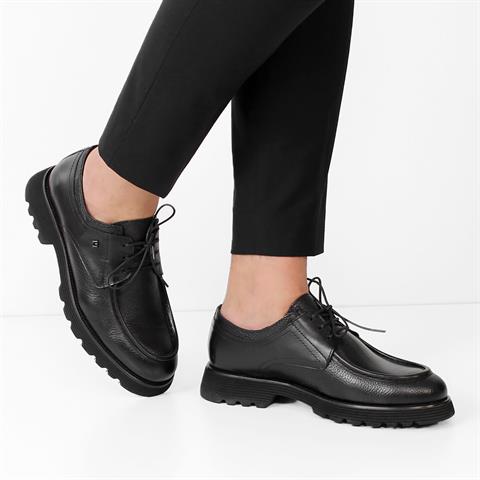 Erkek Siyah Bağcıklı Kalın Tabanlı Deri Günlük Ayakkabı