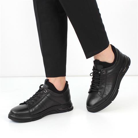 Erkek Siyah Bağcıklı Kalın Tabanlı Deri Sneaker