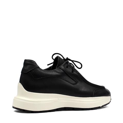 Erkek Siyah Bağcıklı Kalın Tabanlı Deri Sneaker