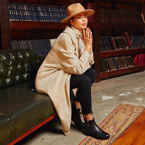 Kadın Siyah Çift Fermuarlı Kalın Topuklu Deri Bot