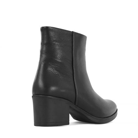 Kadın Siyah Fermuarlı Kalın Topuklu Deri Bot