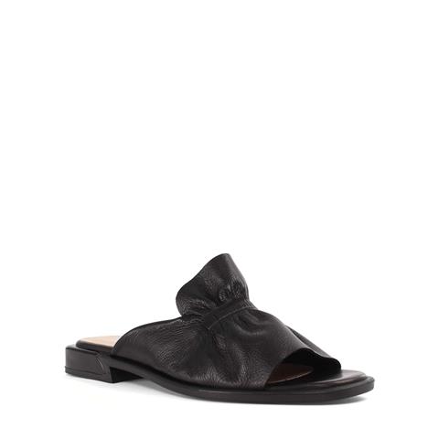 Kadın Siyah Önü Büzgülü Deri Terlik