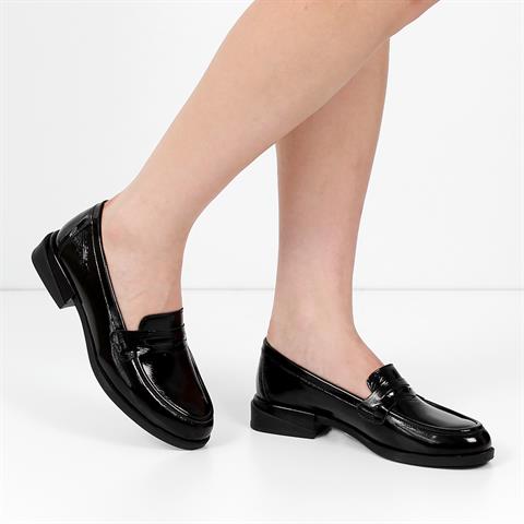 Kadın Siyah Kalın Topuklu Rugan Deri Loafer