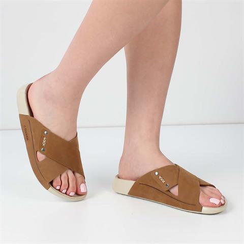 Kadın Taba Zımba Detaylı Nubuk Deri Terlik