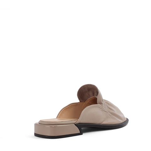 Kadın Vizon Önü Büzgülü Deri Terlik