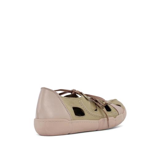 Kadın Yeşil Bağcıklı Deri Ayakkabı