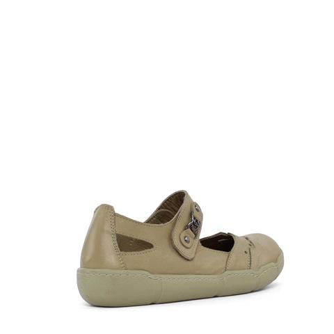 Kadın Yeşil Tokalı Önü Kapalı Deri Sandalet