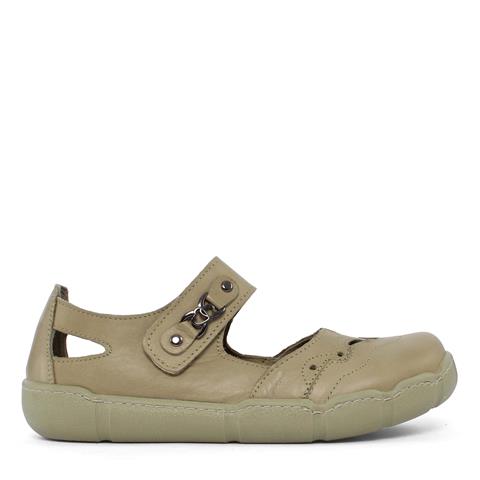 Kadın Yeşil Tokalı Önü Kapalı Deri Sandalet