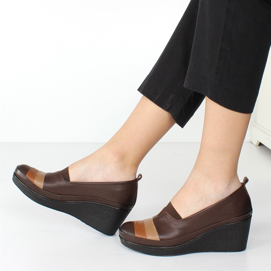 Kahverengi Dolgu Topuklu Ayakkabı Kadın 549 23734-20356 | Celal Gültekin