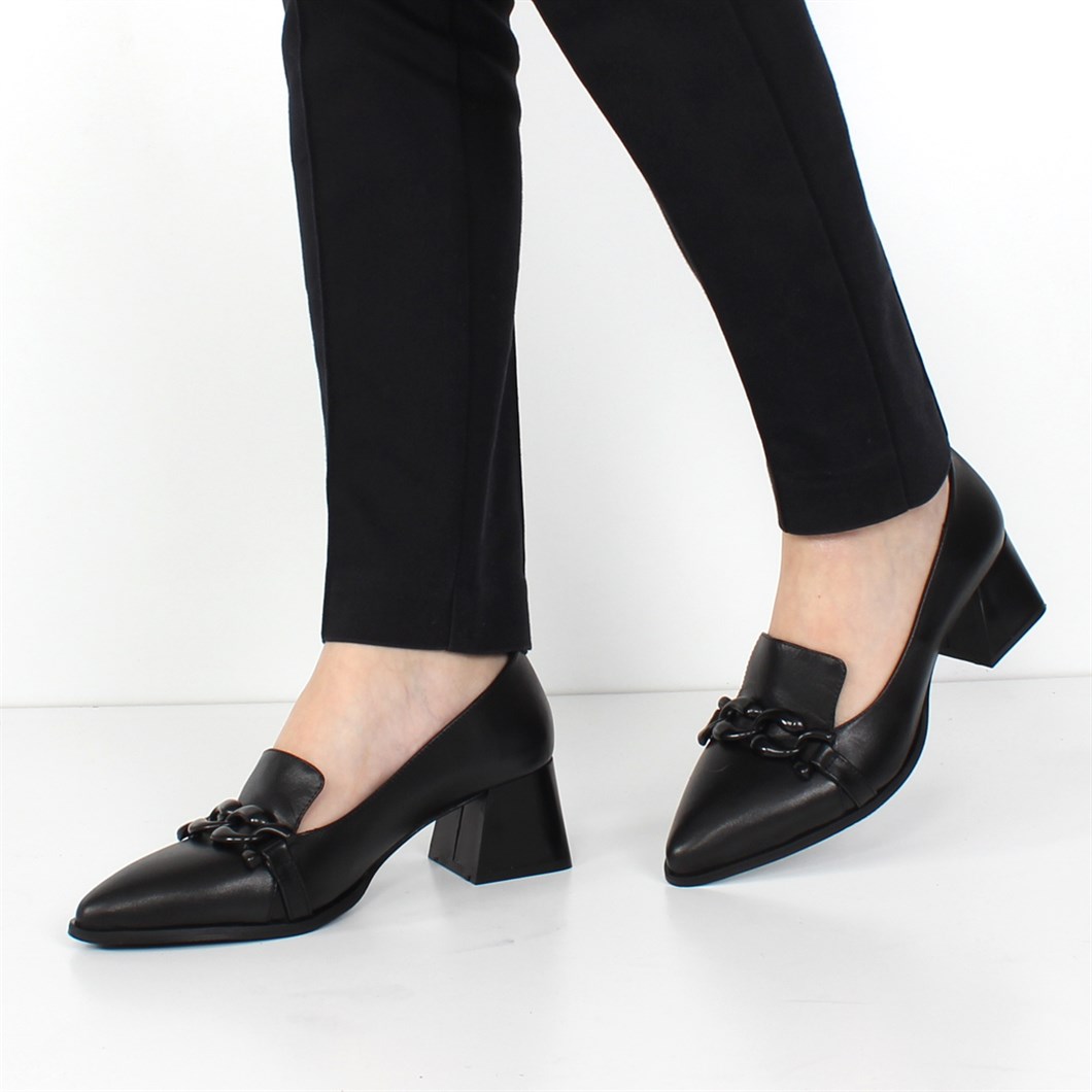 Siyah Deri Klasik Ayakkabı Kadın 603 20814-1