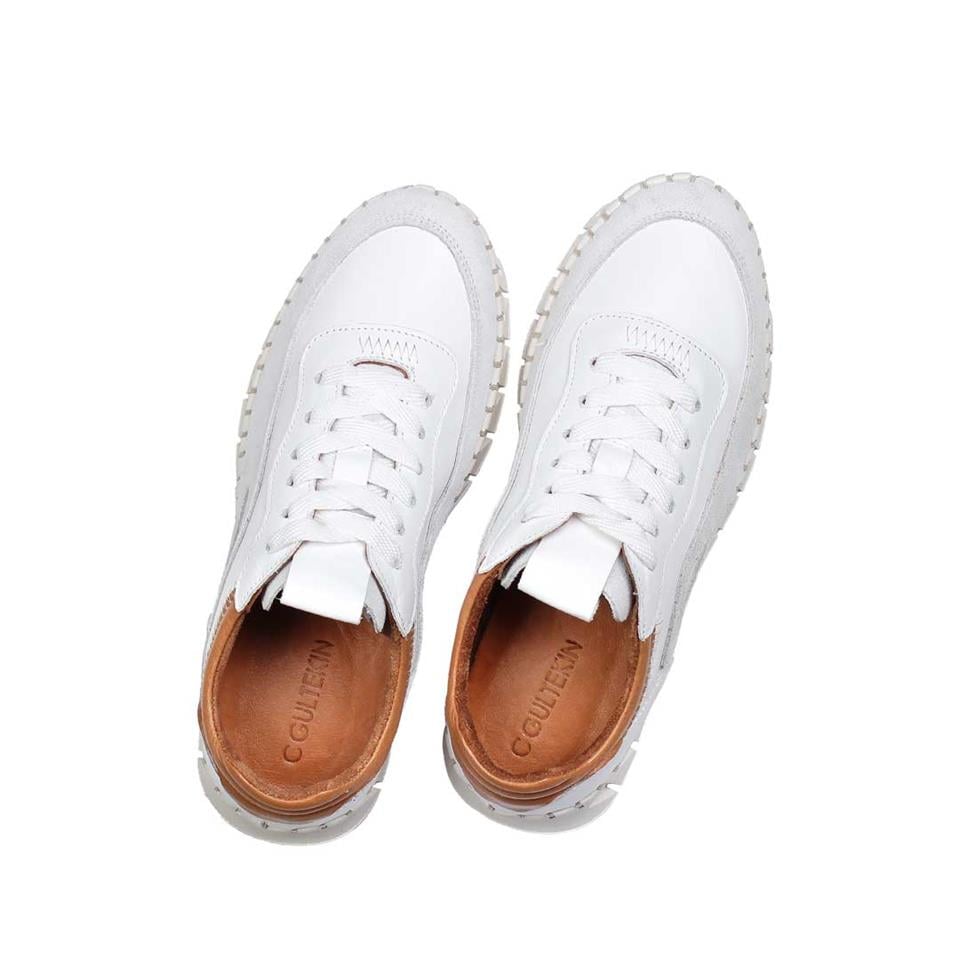 Celal Gültekin Kadın Beyaz Bağcıklı Kalın Tabanlı Süet Deri Sneaker