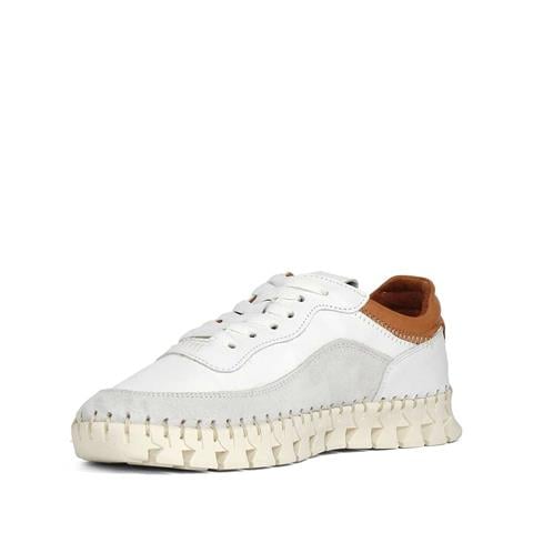 Celal Gültekin Kadın Beyaz Bağcıklı Kalın Tabanlı Süet Deri Sneaker