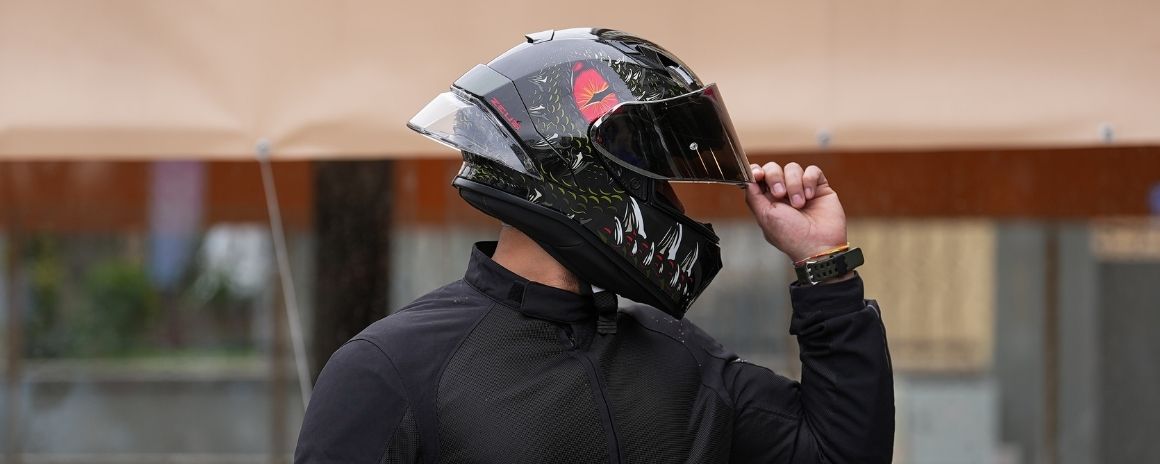 Motosiklet Kaskı Bakımı Nasıl Yapılır?