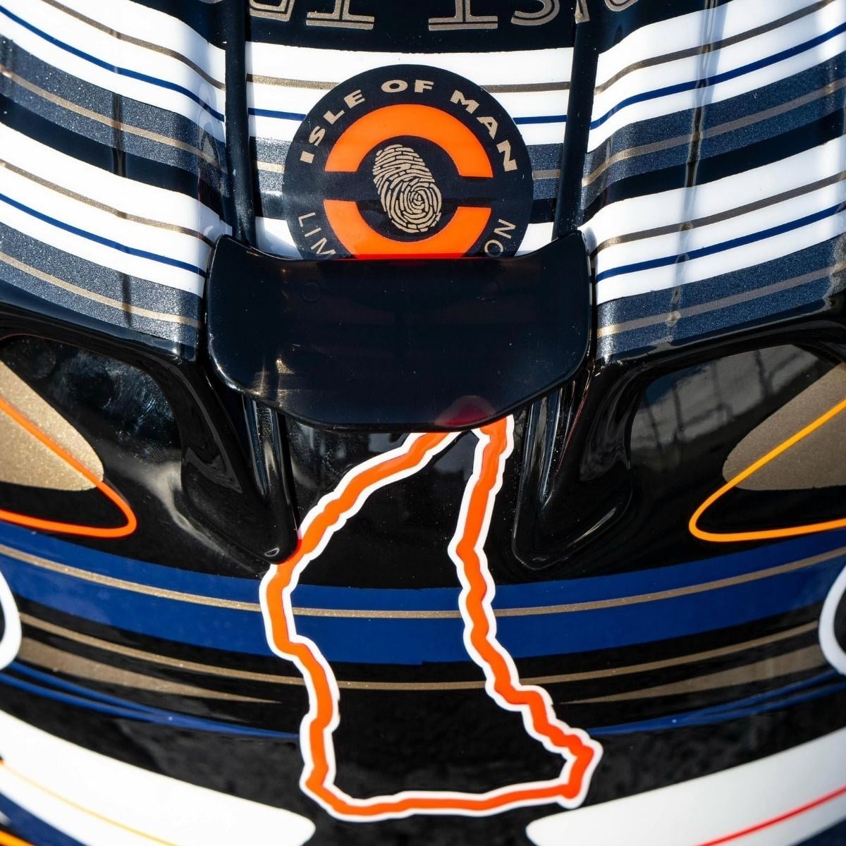 Arai RX-7V Evo IOM TT 2026 Kapalı Kask