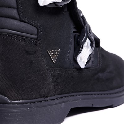 Dainese Overyond XT Black Gore-tex Bot