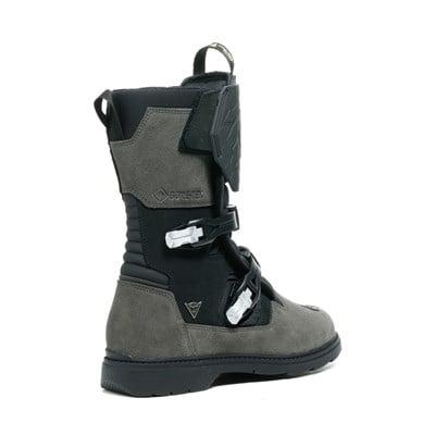 Dainese Overyond XT Black Gore-tex Bot