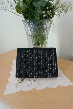 Siyah Lazer Taşlı Abiye Çanta