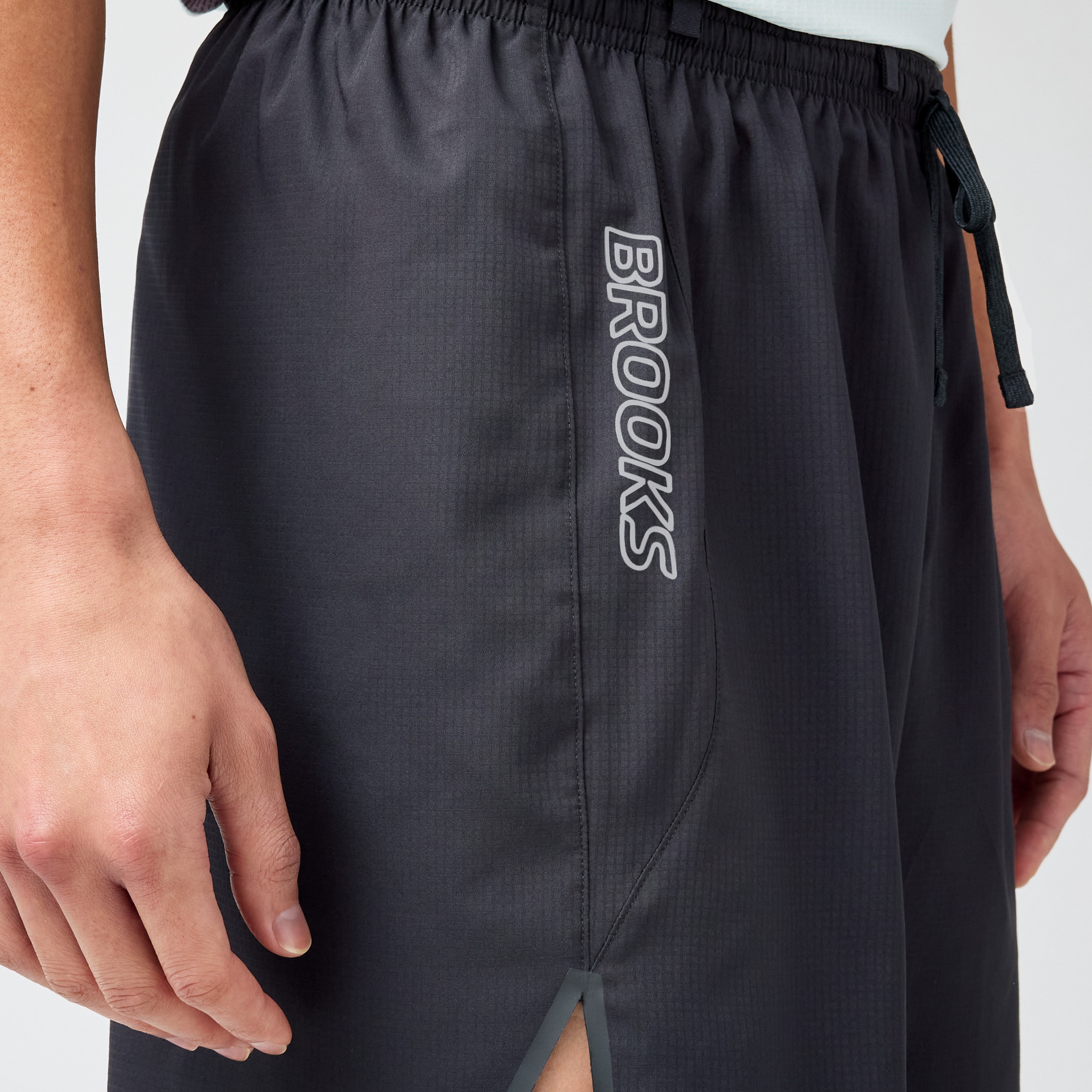 Brooks Cascadia Erkek Şort
