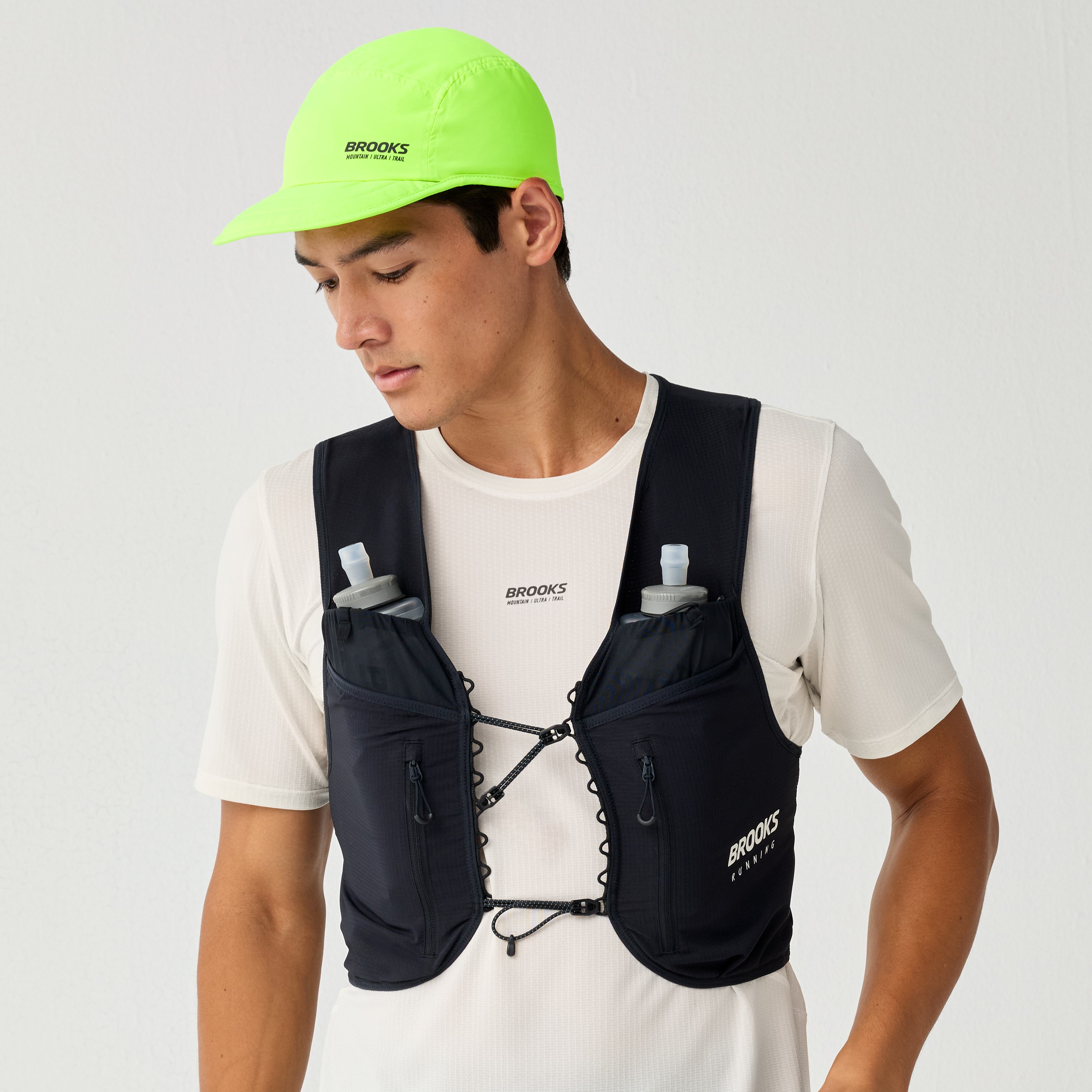 Brooks Cascadia Hydration Vest 