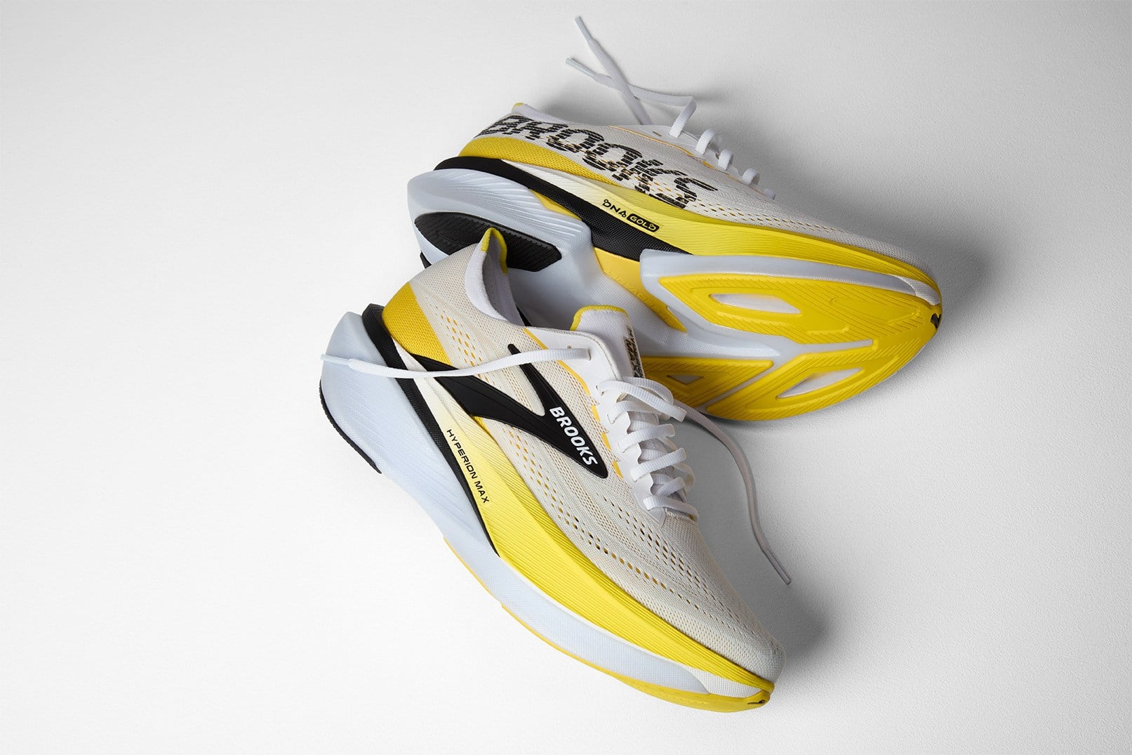 Brooks Hyperion Max 4 Erkek Koşu Ayakkabısı