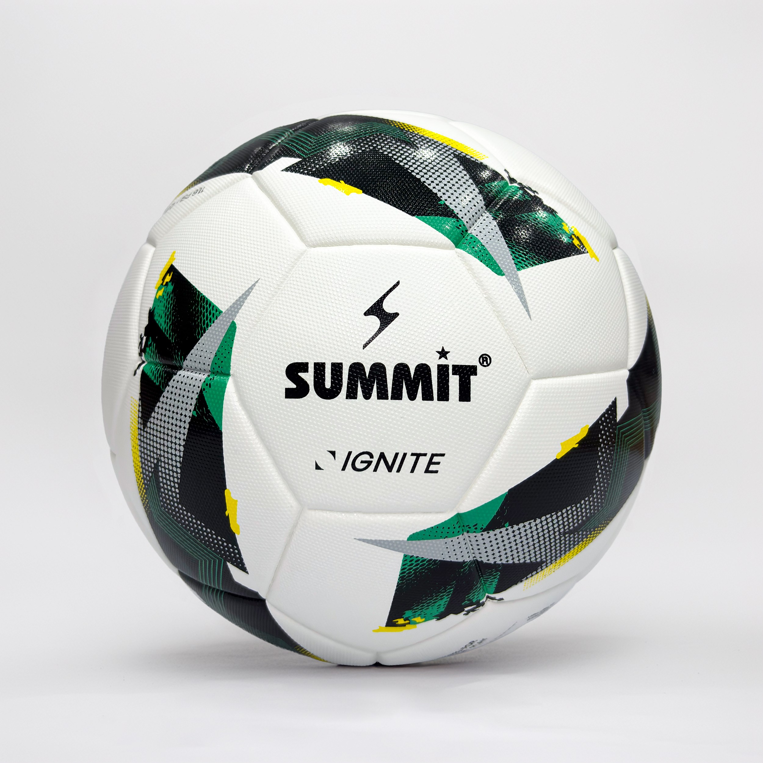 Summit Ignite 4 No Futbol Topu