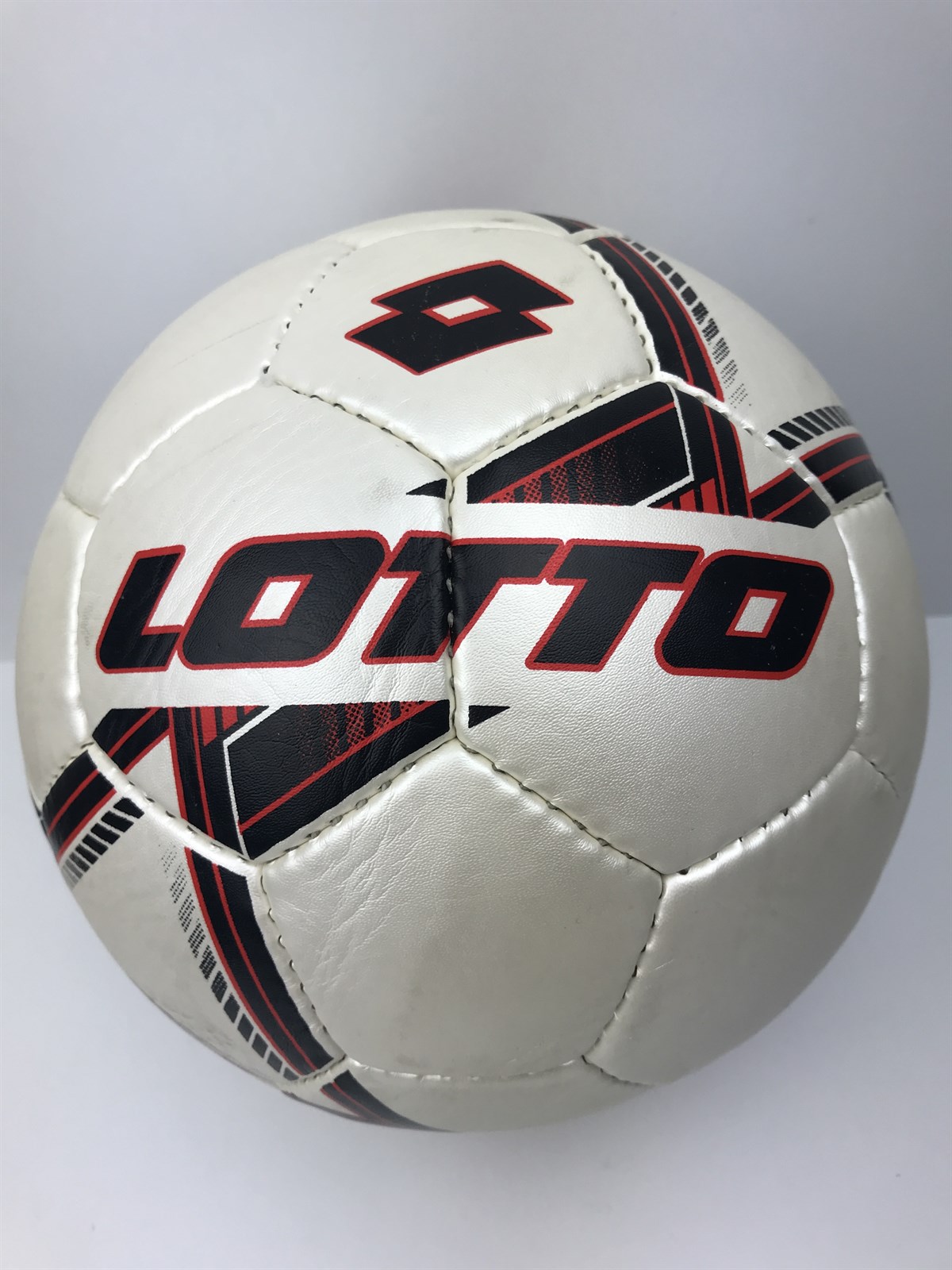 room Manga Carry Lotto Dikişli Futbol Topu