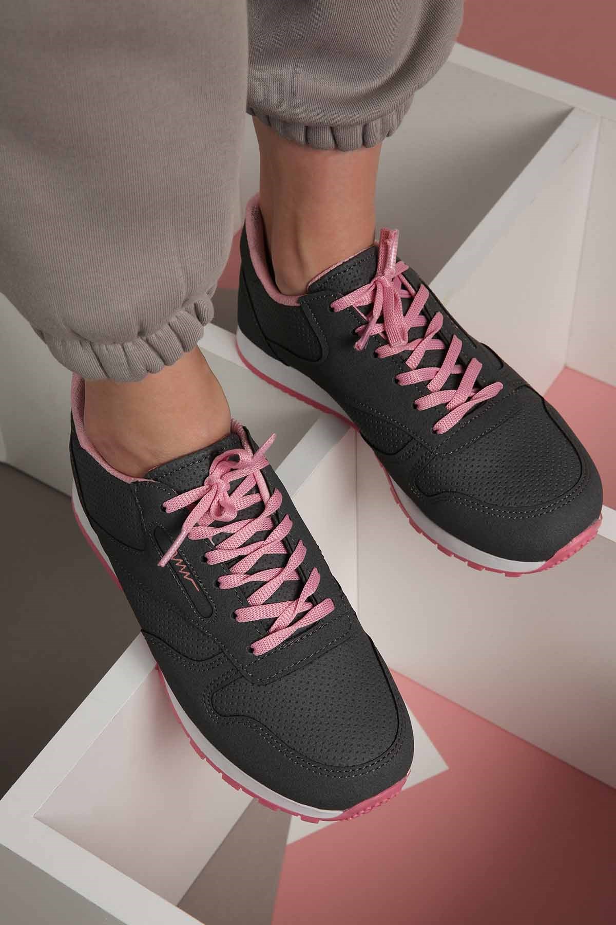 Bayan Bağcıklı Spor Ayakkabı FÜME PEMBE