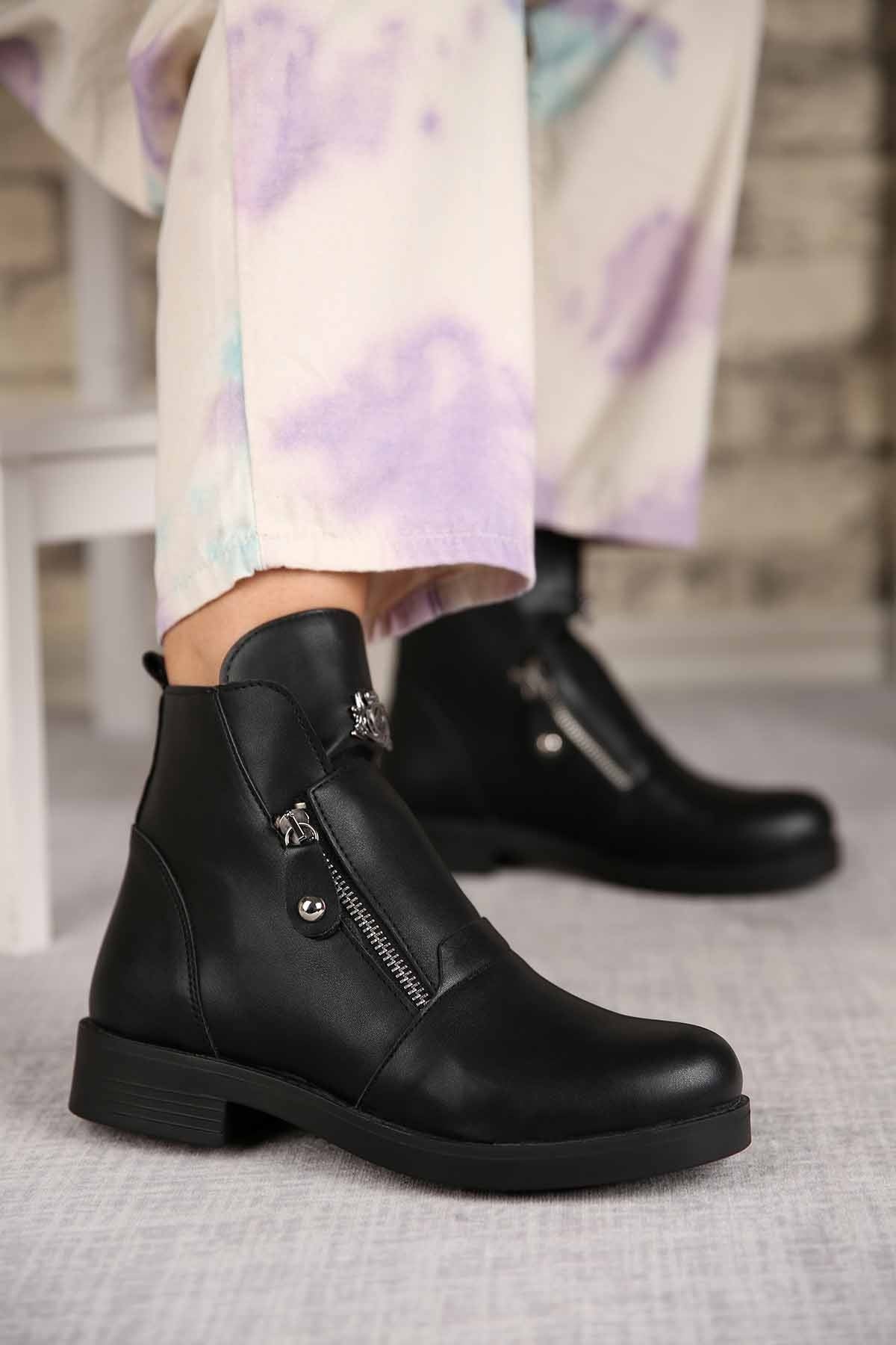 Bayan Bot - WİN383 SİYAH CİLT