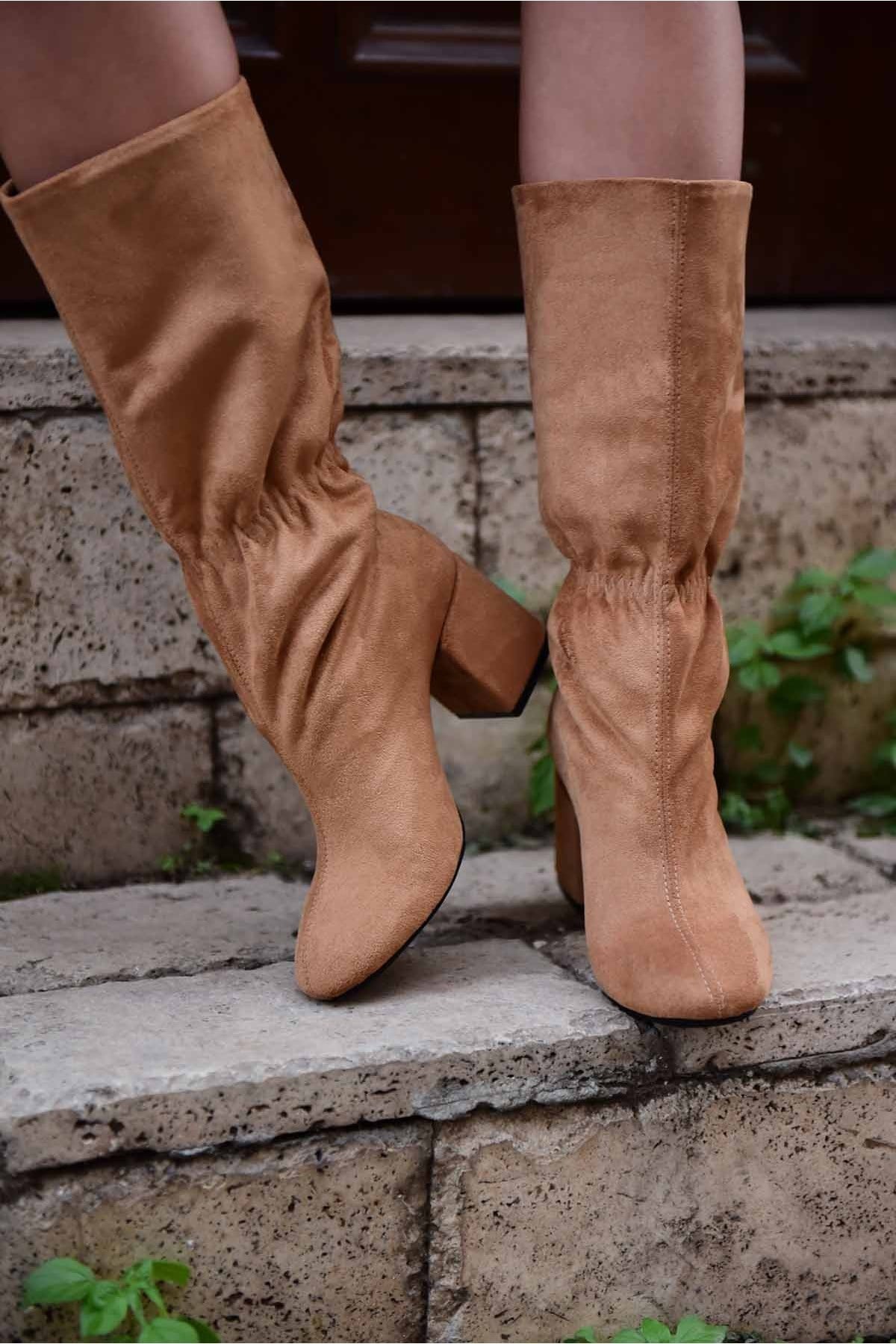Bayan Büzgülü Topuklu Çizme NUDE SÜET