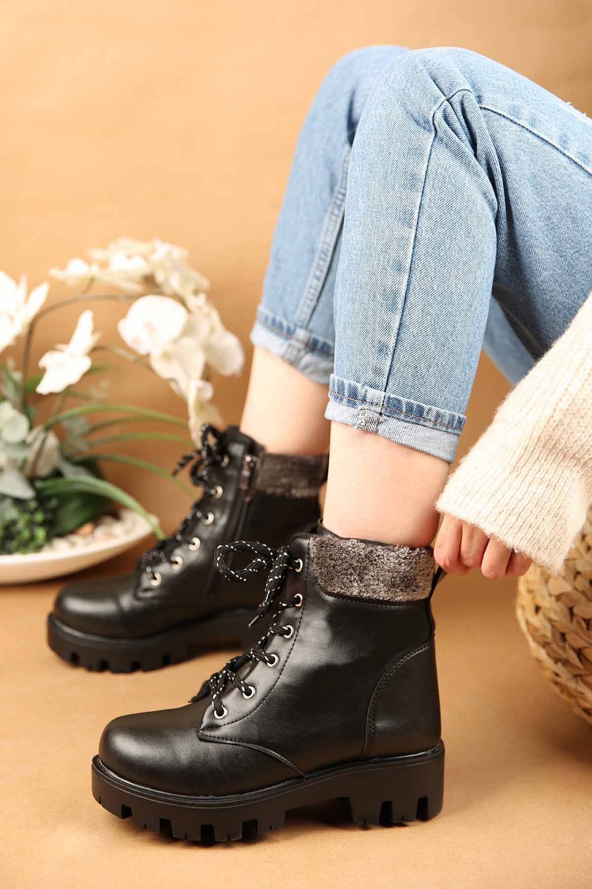 Bayan Kürklü Bot - 5897 SİYAH