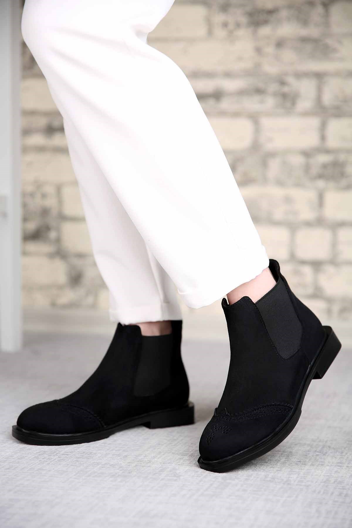 Bayan Lastikli Bot SİYAH SÜET