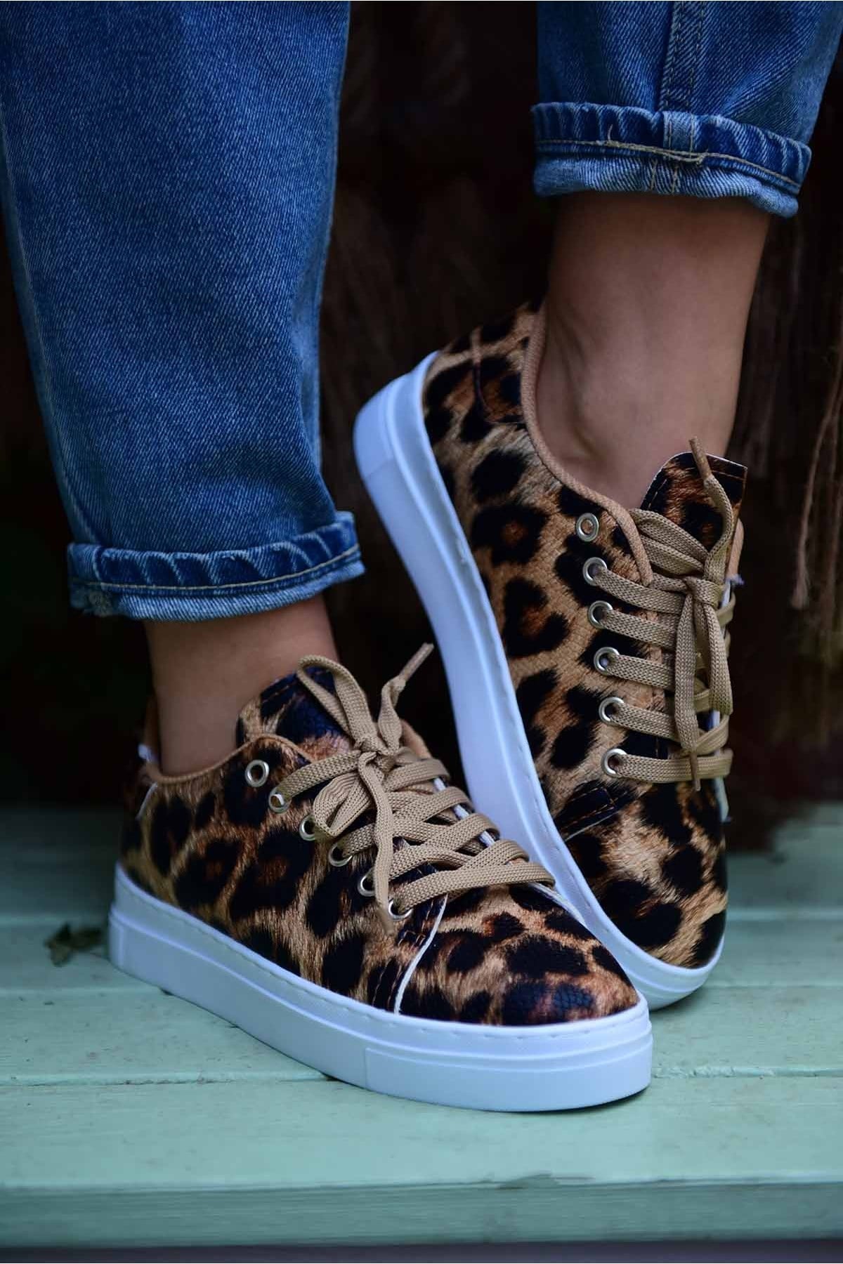 Bayan Leopar Desenli Spor Ayakkabı TABA LEOPAR
