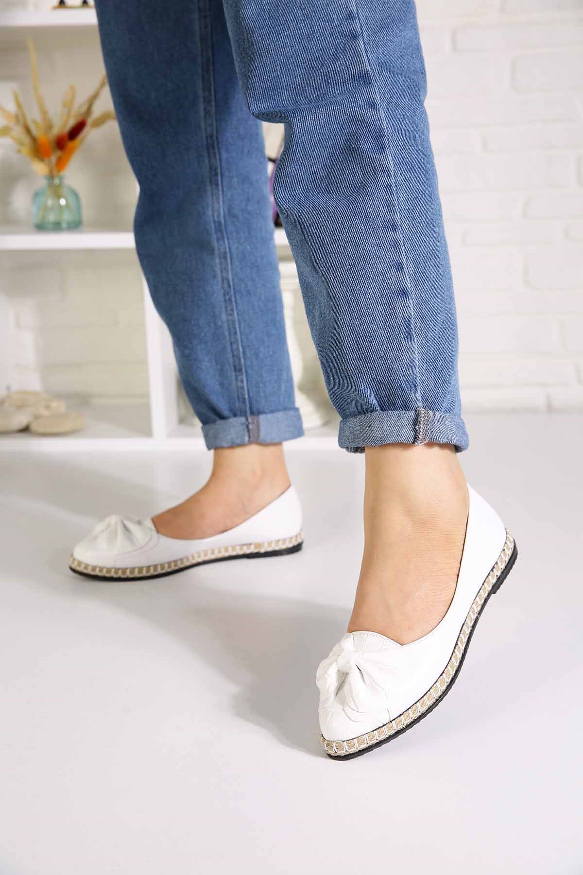 Bayan Papyonlu Babet - 6800 BEYAZ CİLT