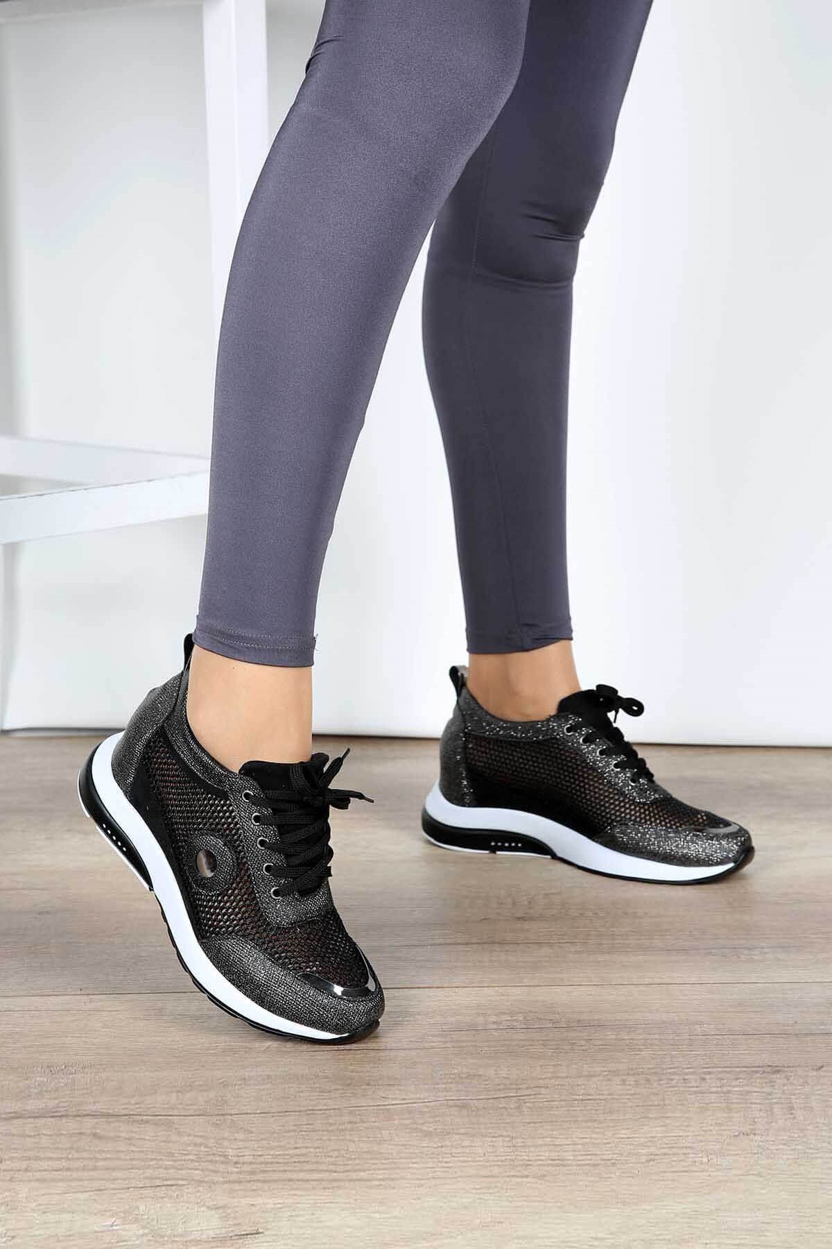 Bayan Spor Ayakkabı - R514-1 SİYAH SİM