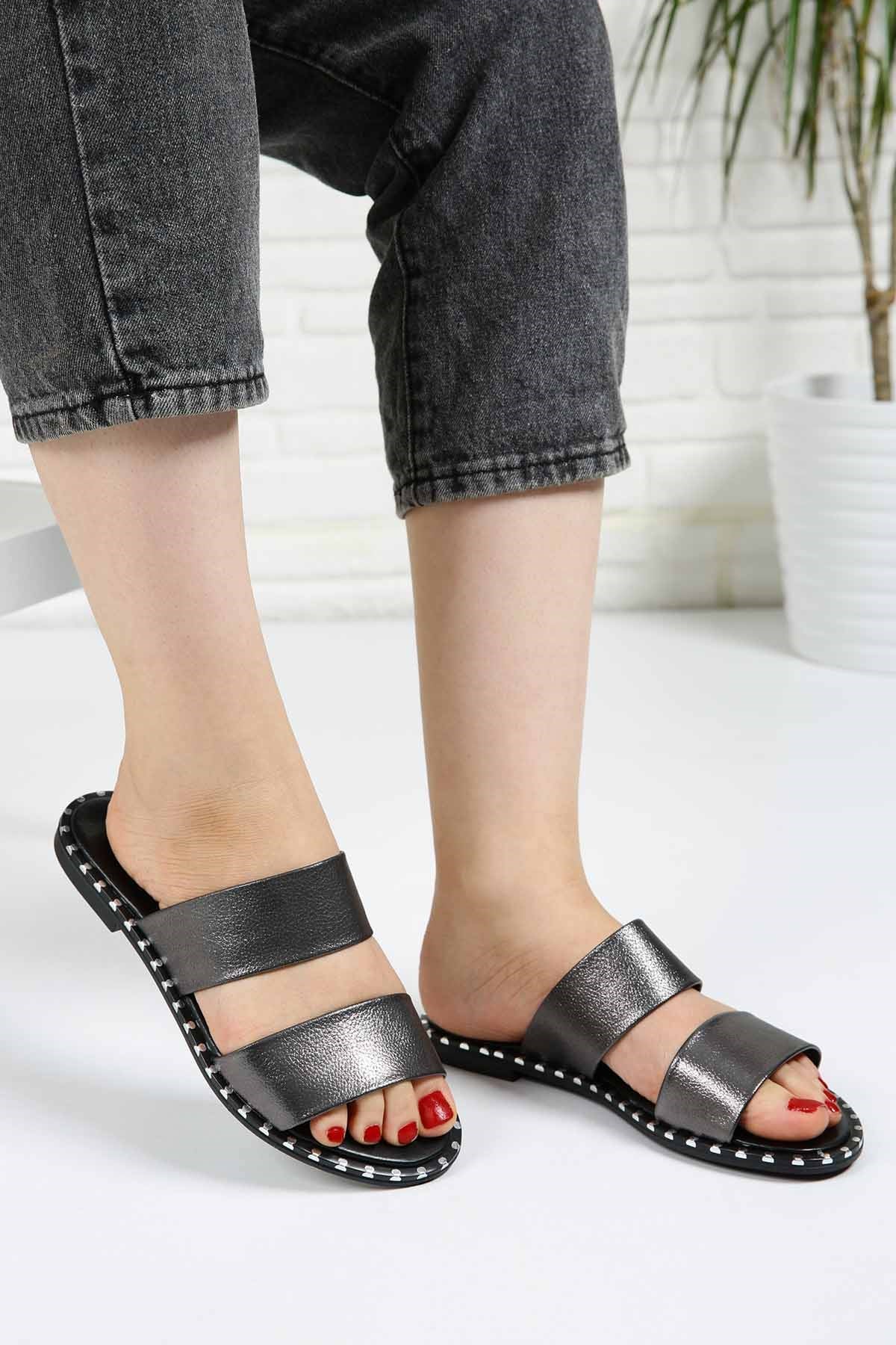 Bayan Terlik - 3674 PLATİN SİMLİ