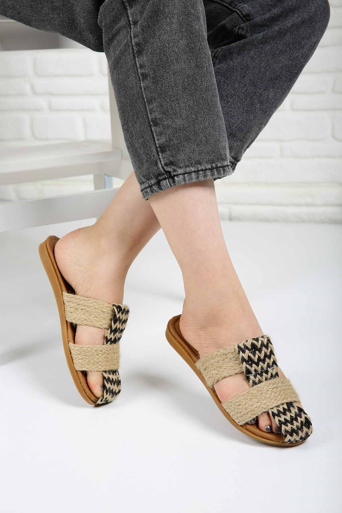 Bayan Terlik - 4427 BEJ